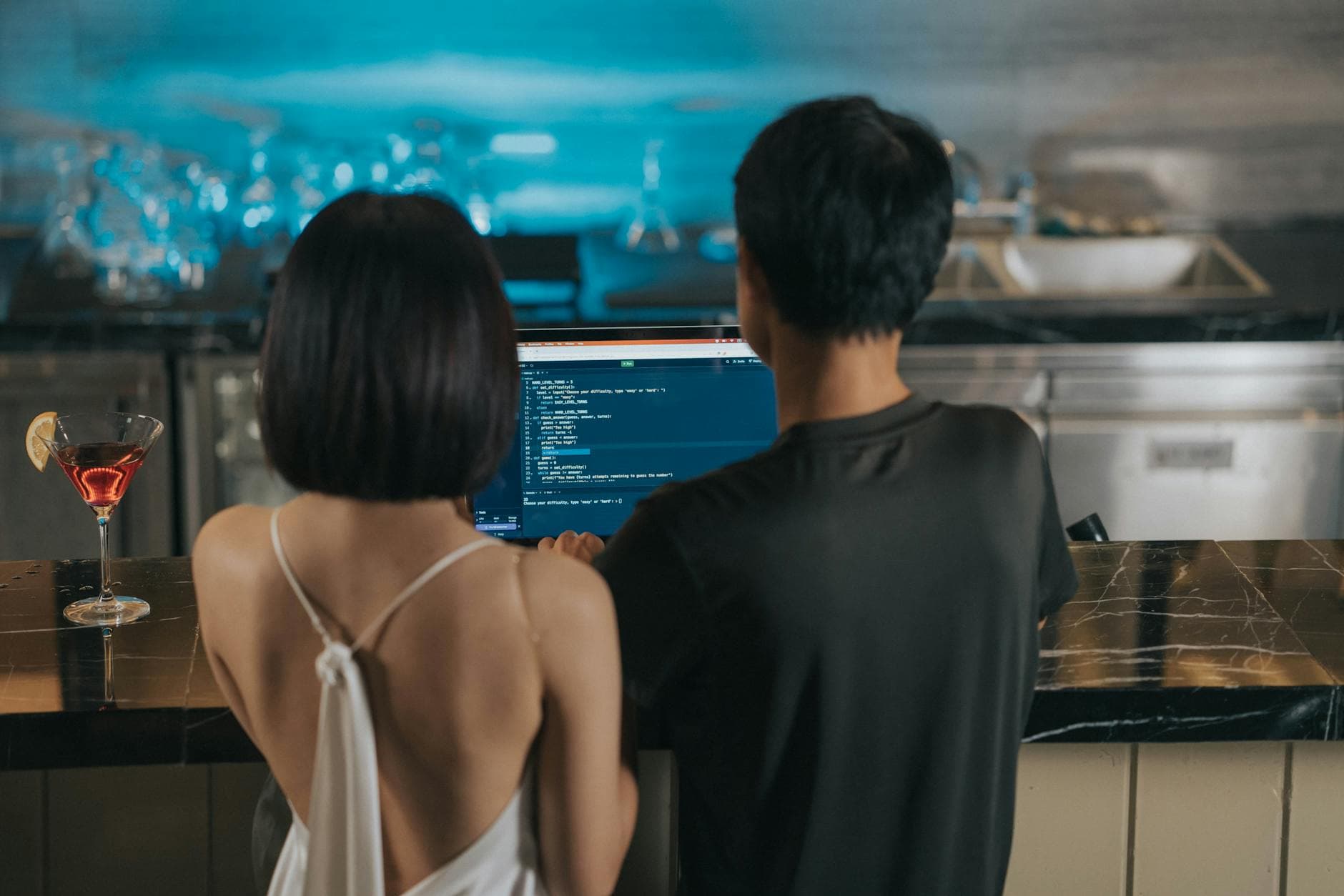 Rise Vision Alternative: Better for Restaurants and Hospitality in 2026